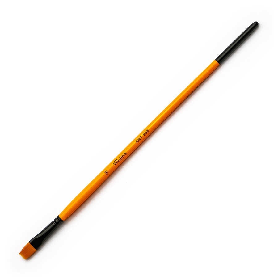 Van Dyck 958  Uzun Sap Sentetik Fırça No:10